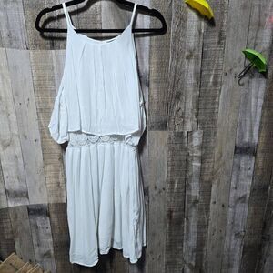 Earthbound Trading Company Embroidered White Mini Shift Dress
